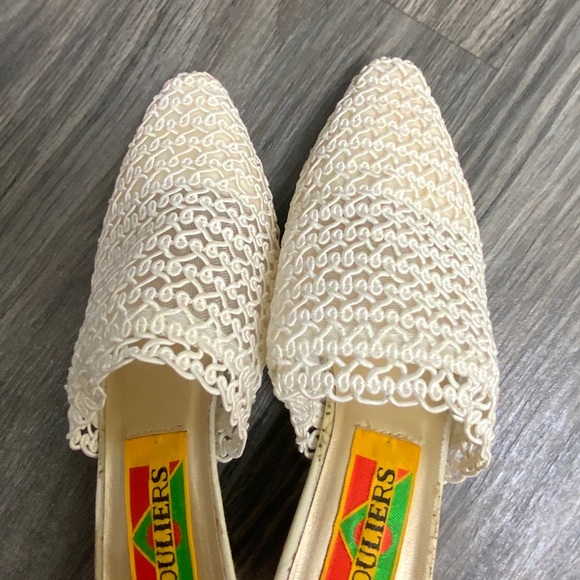 Souliers Covered Foot Open Back Heels - Picture 3 of 6